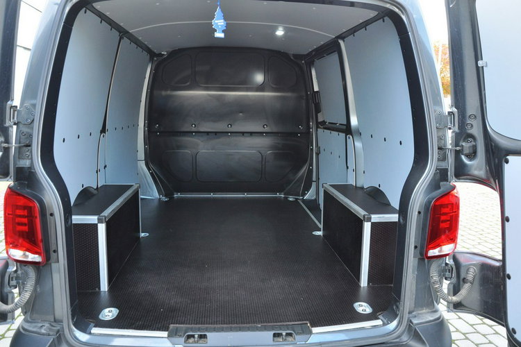 Volkswagen Transporter T6.1 2.0TDI 150KM Furgon Ledy Cz.Park Tylko 10tyś km SalonPL Gwar. zdjęcie 14