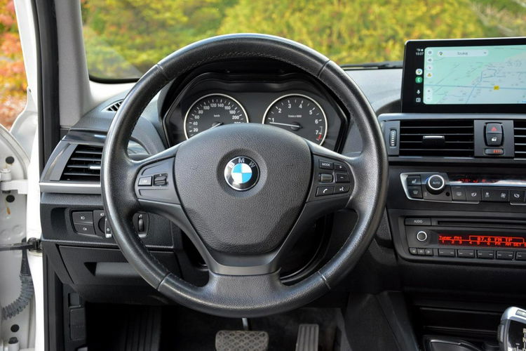 BMW 125 Duża Navi Android Auto CarPlay Bi-Xenon Ledy el. fotele Skóry Parktr. zdjęcie 25