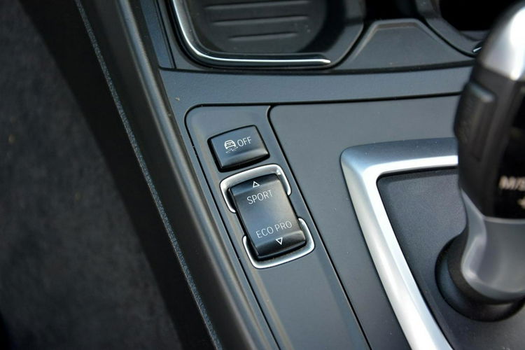 BMW 125 Duża Navi Android Auto CarPlay Bi-Xenon Ledy el. fotele Skóry Parktr. zdjęcie 28