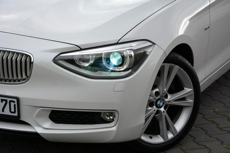 BMW 125 Duża Navi Android Auto CarPlay Bi-Xenon Ledy el. fotele Skóry Parktr. zdjęcie 8