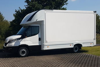 Iveco Daily KONTENER NISKOPODŁOGOWY 4.43x2.23x2.42 KAMPER SKLEP BAR FOODTRUCK AC