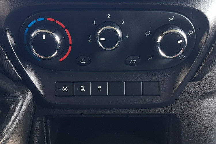 Iveco Daily KONTENER NISKOPODŁOGOWY 4.43x2.23x2.42 KAMPER SKLEP BAR FOODTRUCK AC zdjęcie 22