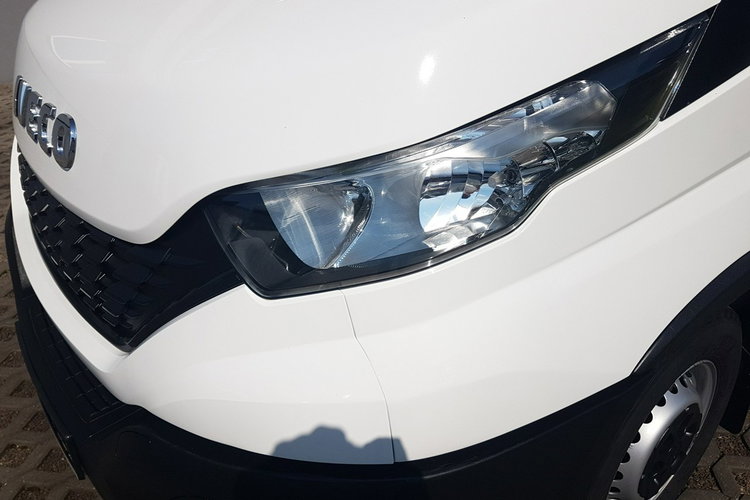 Iveco Daily KONTENER NISKOPODŁOGOWY 4.43x2.23x2.42 KAMPER SKLEP BAR FOODTRUCK AC zdjęcie 27