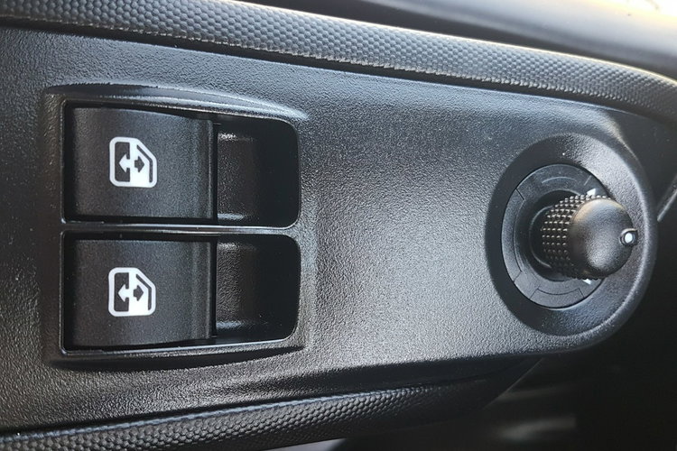 Iveco Daily KONTENER NISKOPODŁOGOWY 4.43x2.23x2.42 SKLEP BAR FOODTRUCK KAMPER AC zdjęcie 9