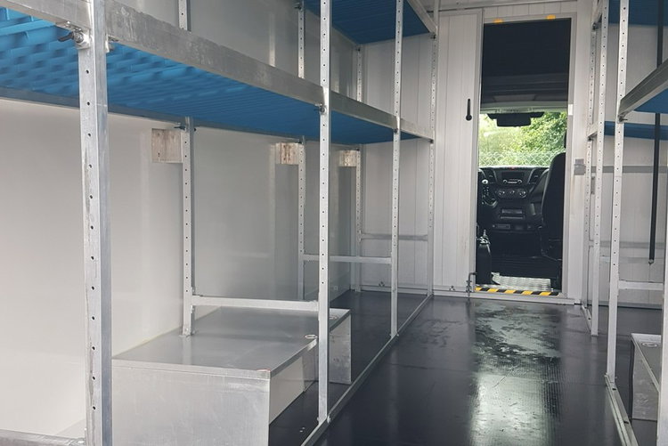 Iveco Daily KONTENER NISKOPODŁOGOWY 4.43x2.23x2.42 SKLEP BAR FOODTRUCK KAMPER AC zdjęcie 19