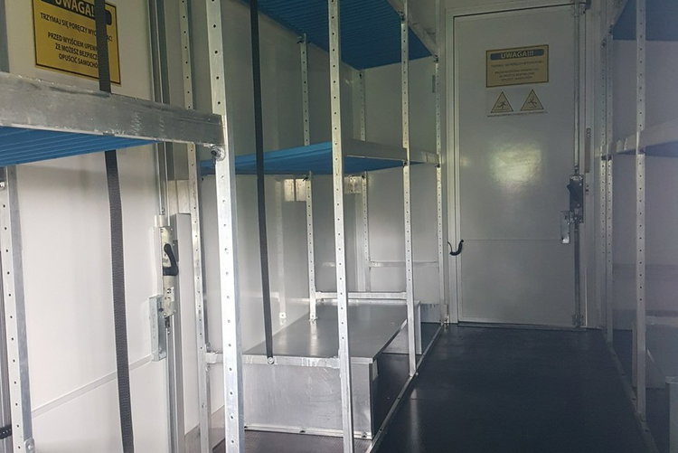 Iveco Daily KONTENER NISKOPODŁOGOWY 4.43x2.23x2.42 SKLEP BAR FOODTRUCK KAMPER AC zdjęcie 25