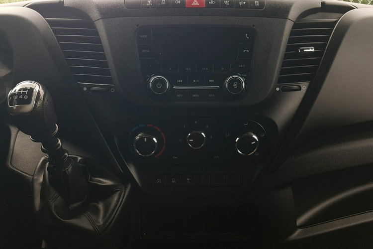 Iveco Daily KONTENER NISKOPODŁOGOWY 4.43x2.23x2.42 SKLEP BAR FOODTRUCK KAMPER AC zdjęcie 10