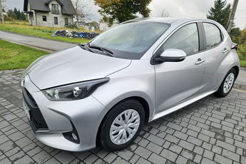 Toyota Yaris Rezerwacja