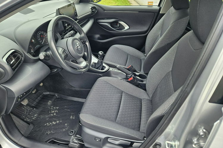 Toyota Yaris Rezerwacja zdjęcie 15