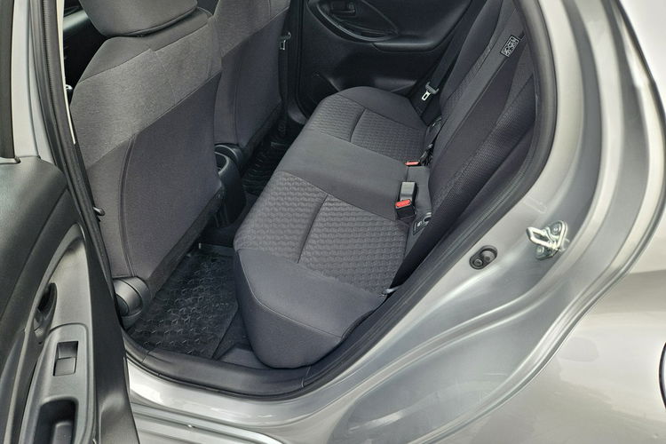 Toyota Yaris Rezerwacja zdjęcie 16