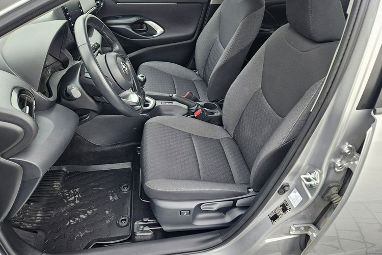Toyota Yaris Rezerwacja zdjęcie 23