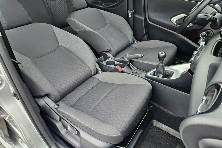 Toyota Yaris Rezerwacja zdjęcie 25