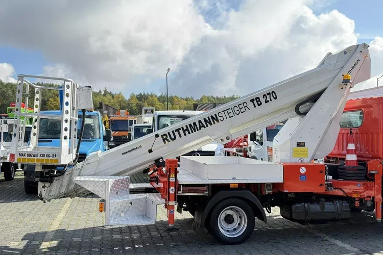 Nissan Cabstar zdjęcie 11