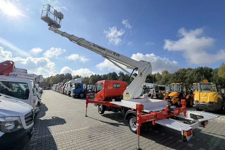 Nissan Cabstar zdjęcie 15