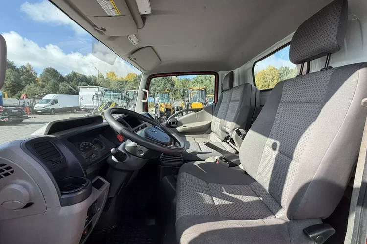 Nissan Cabstar zdjęcie 24