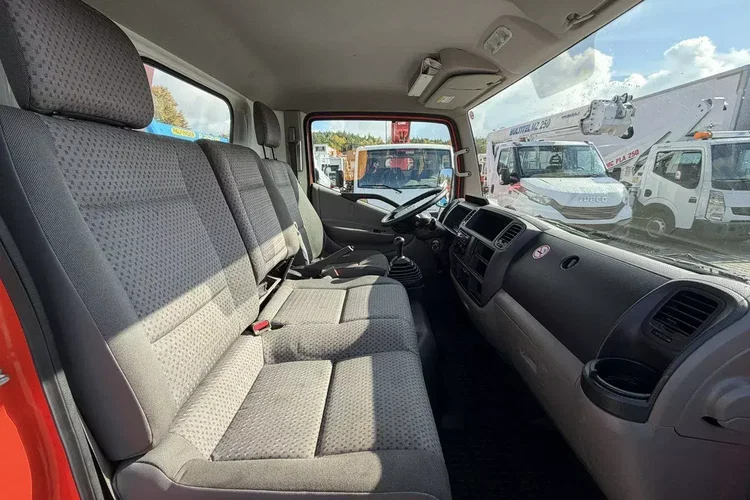 Nissan Cabstar zdjęcie 29