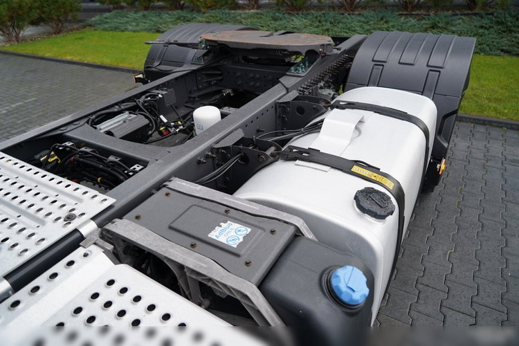 Volvo FH 500 / PEŁNY ADR / KLIMA POSTOJOWA zdjęcie 14