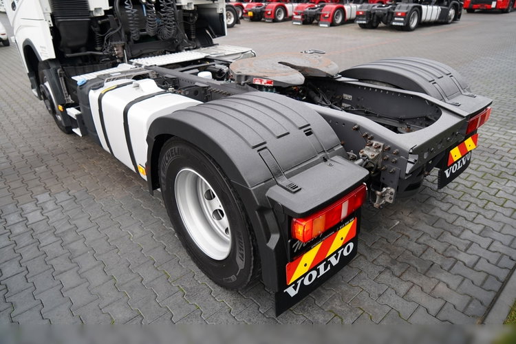 Volvo FH 500 / PEŁNY ADR / KLIMA POSTOJOWA zdjęcie 16