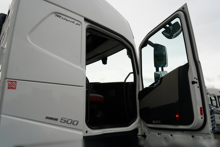 Volvo FH 500 / PEŁNY ADR / KLIMA POSTOJOWA zdjęcie 35
