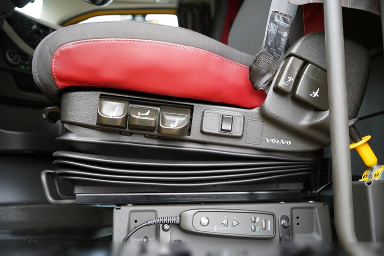 Volvo FH 500 / HYDRAULIKA DWUOBWODOWA  / RETARDER  zdjęcie 23