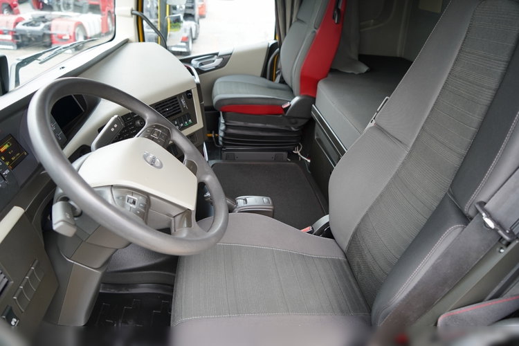 Volvo FH 500 / HYDRAULIKA DWUOBWODOWA  / RETARDER  zdjęcie 24