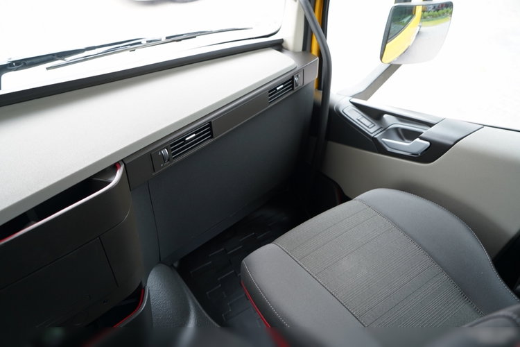 Volvo FH 500 / HYDRAULIKA DWUOBWODOWA  / RETARDER  zdjęcie 32