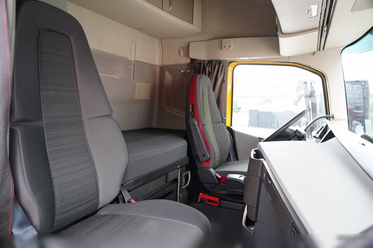 Volvo FH 500 / HYDRAULIKA DWUOBWODOWA  / RETARDER  zdjęcie 35