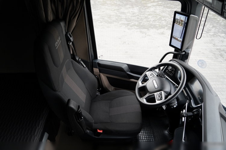 DAF XG 480 / SOLÓWKA / KLIMA POSTOJOWA   / WECON / OŚ PODNOSZONA / ZAWIESIE NA WÓZEK / / 2023 R zdjęcie 32