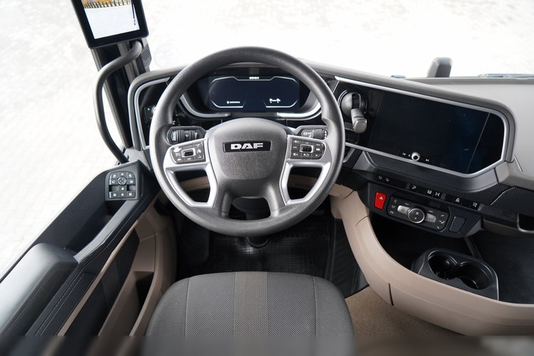 DAF XG 480 / SOLÓWKA / KLIMA POSTOJOWA   / WECON / OŚ PODNOSZONA / ZAWIESIE NA WÓZEK / / 2023 R zdjęcie 33