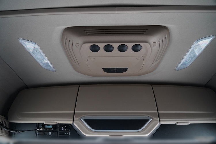 DAF XG 480 / SOLÓWKA / KLIMA POSTOJOWA   / WECON / OŚ PODNOSZONA / ZAWIESIE NA WÓZEK / / 2023 R zdjęcie 38