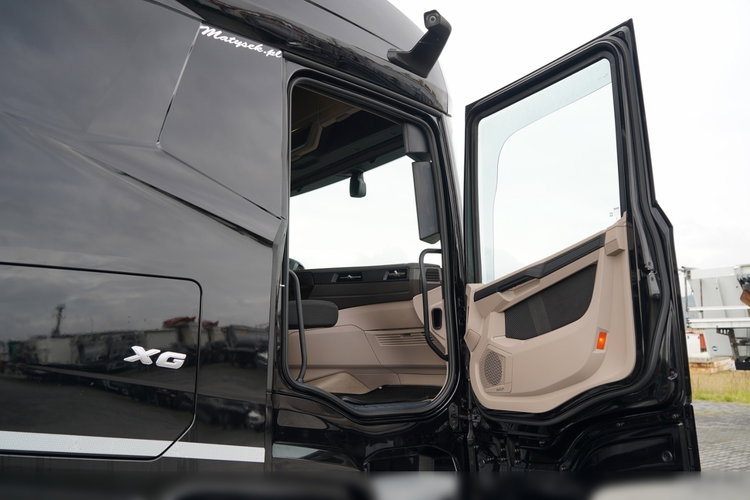 DAF XG 480 / SOLÓWKA / KLIMA POSTOJOWA   / WECON / OŚ PODNOSZONA / ZAWIESIE NA WÓZEK / / 2023 R zdjęcie 40