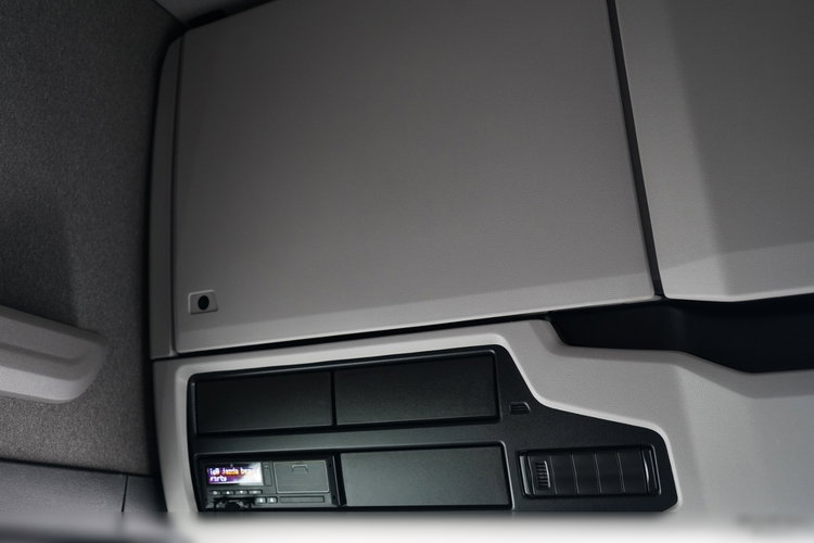 Scania S 500 / RETARDER / KLIMA POSTOJOWA / NAVI zdjęcie 33