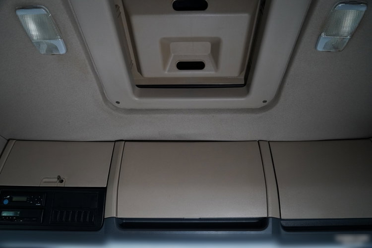 Scania R 410 / RETARDER  / OPTICRUISE zdjęcie 36