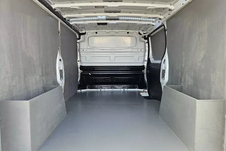 Renault Trafic L2H1 79999zł NETTO 2.0dCi/110KM zdjęcie 15