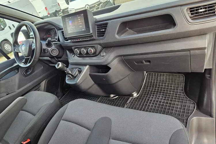Renault Trafic L2H1 79999zł NETTO 2.0dCi/110KM zdjęcie 31