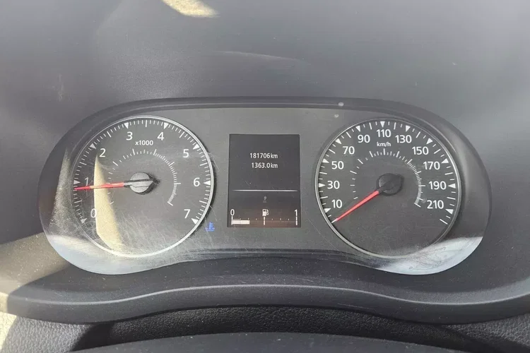 Renault Master L2H2 79999zł Netto Brygadówka 6 osób 2.3 dCi/150KM zdjęcie 27