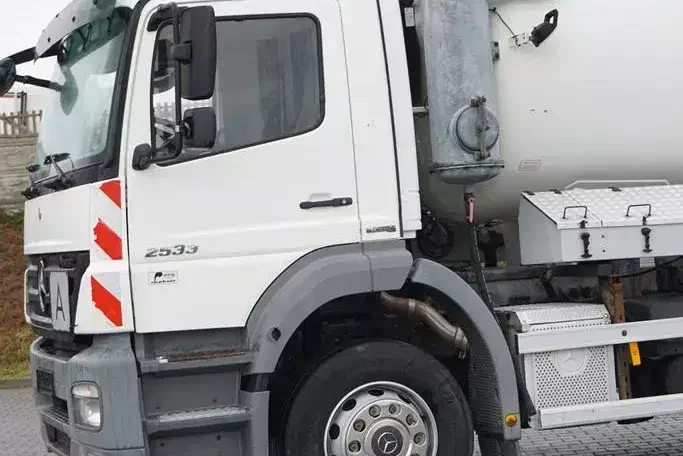 Mercedes AXOR / 2533 / 6 X 2 / E 5 / ASENIZACYJNY / OŚ SKRĘTNA zdjęcie 35