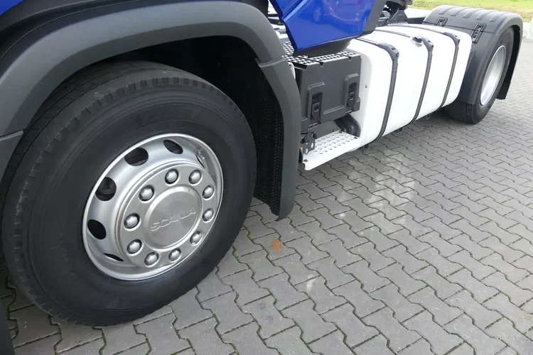 Scania R450 / EURO 6 BEZ EGR / RETARDER / STANDARD / AUTOMAT / zdjęcie 19