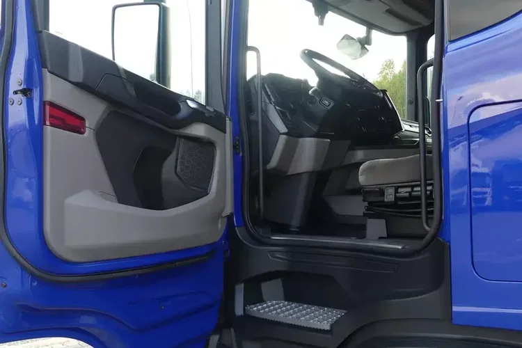 Scania R450 / EURO 6 BEZ EGR / RETARDER / STANDARD / AUTOMAT / zdjęcie 21