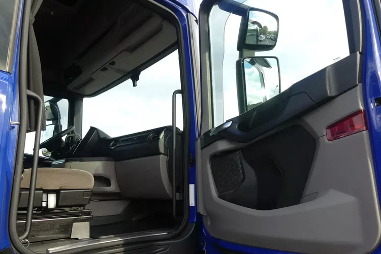 Scania R450 / EURO 6 BEZ EGR / RETARDER / STANDARD / AUTOMAT / zdjęcie 26