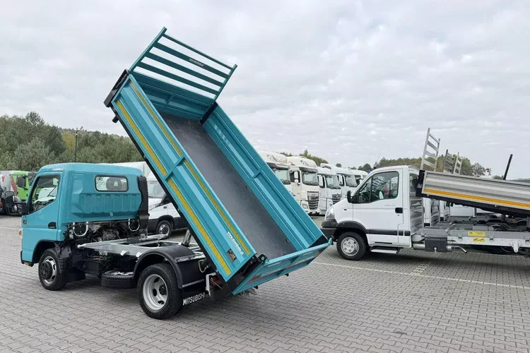 Mitsubishi Canter zdjęcie 16