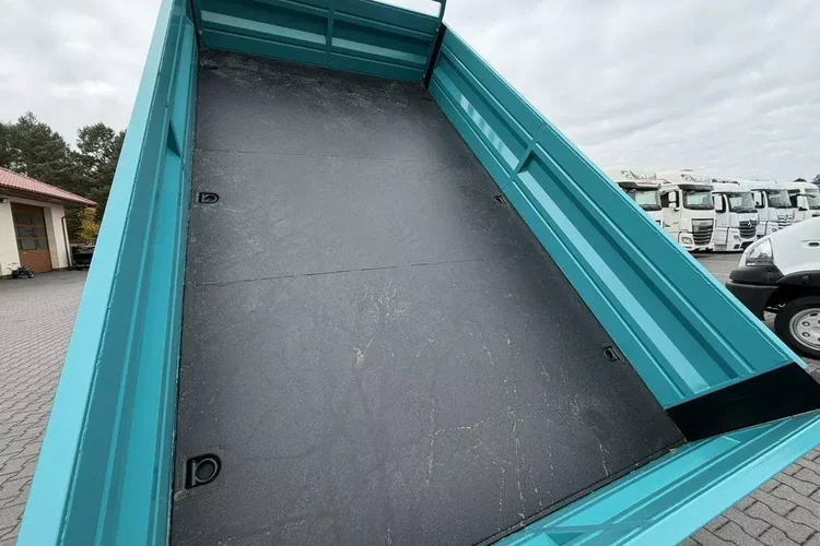 Mitsubishi Canter zdjęcie 19