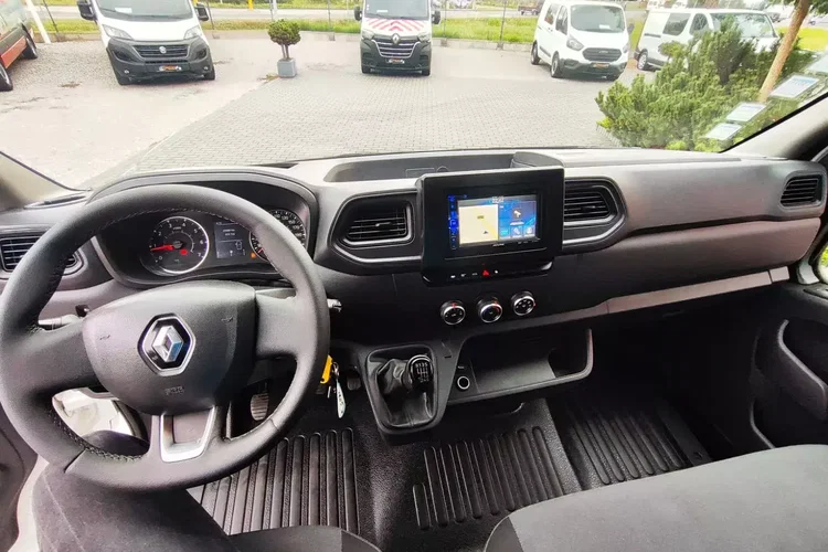 Renault Master zdjęcie 17
