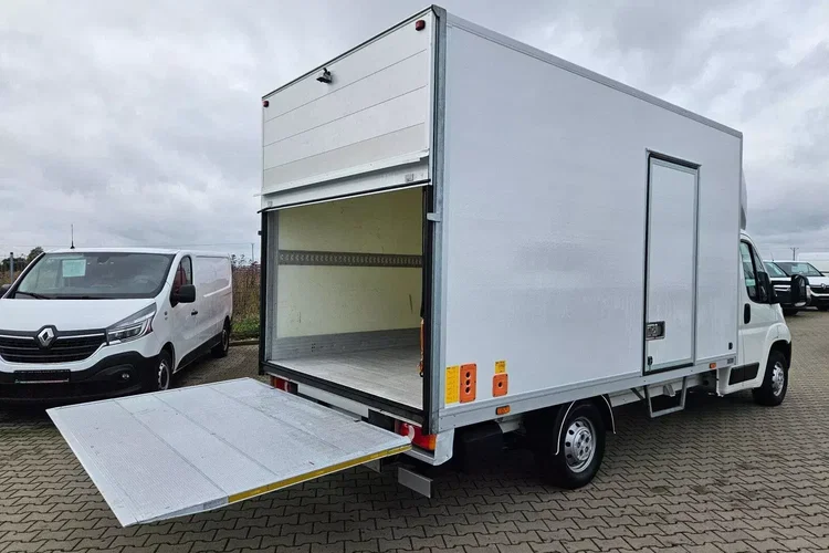 Peugeot boxer Kontener 8 ePAL 79999zł NETTO 2.2 HDi/165KM zdjęcie 10