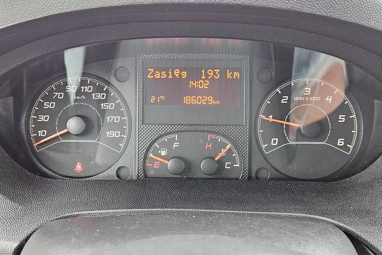 Peugeot boxer Kontener 8 ePAL 79999zł NETTO 2.2 HDi/165KM zdjęcie 24