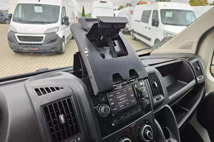 Peugeot boxer Kontener 8 ePAL 79999zł NETTO 2.2 HDi/165KM zdjęcie 26