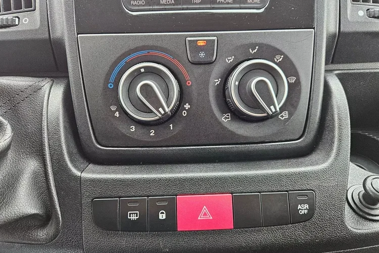 Peugeot boxer Kontener 8 ePAL 79999zł NETTO 2.2 HDi/165KM zdjęcie 28