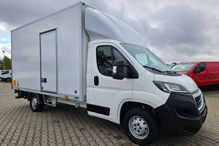Peugeot boxer Kontener 8 ePAL 79999zł NETTO 2.2 HDi/165KM zdjęcie 3