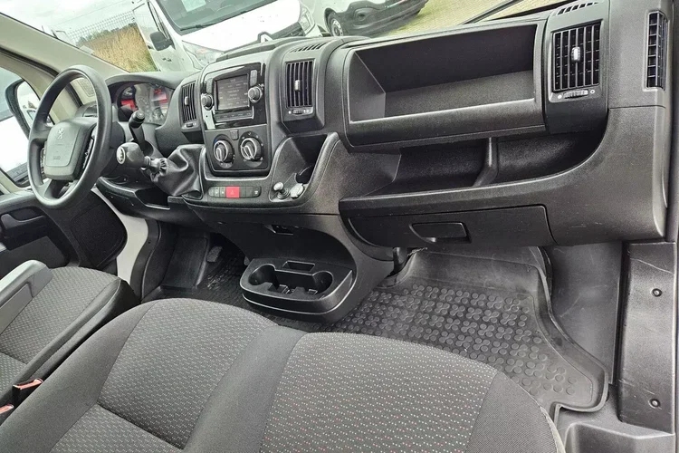 Peugeot boxer Kontener 8 ePAL 79999zł NETTO 2.2 HDi/165KM zdjęcie 31
