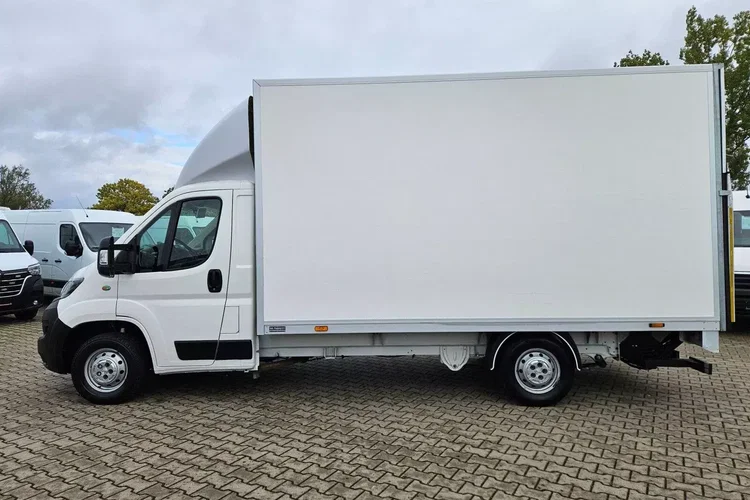 Peugeot boxer Kontener 8 ePAL 79999zł NETTO 2.2 HDi/165KM zdjęcie 8